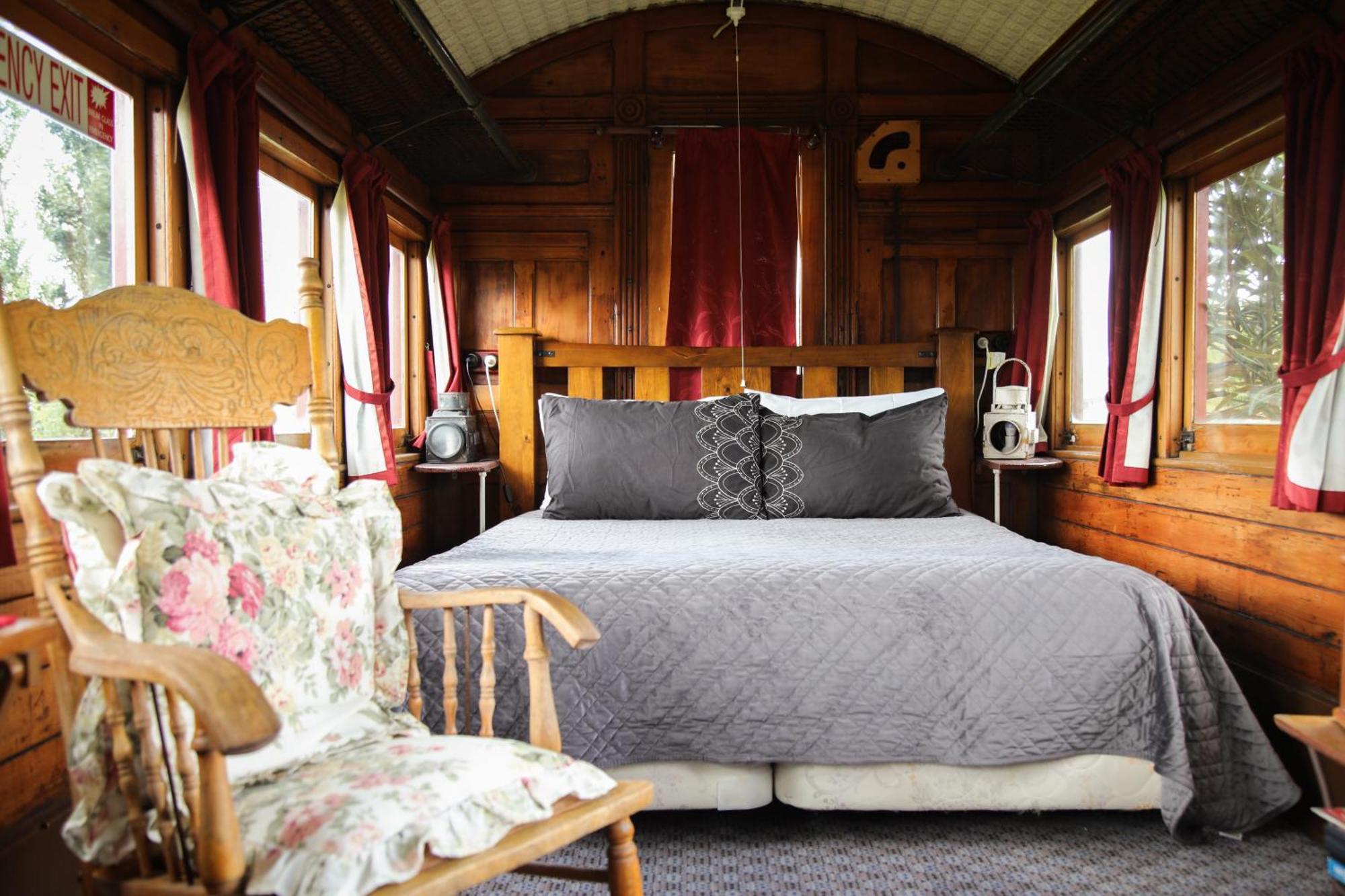 Te Anau Lodge מראה חיצוני תמונה