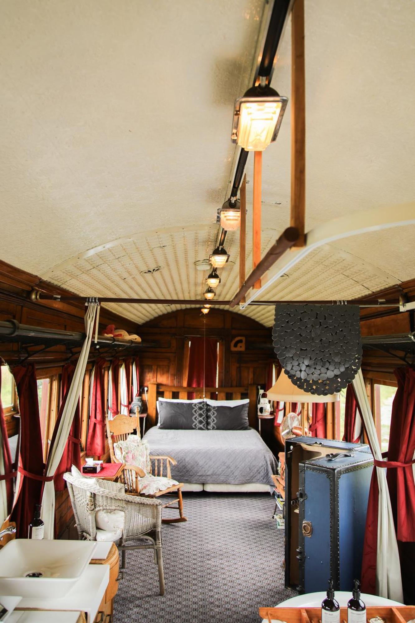 Te Anau Lodge מראה חיצוני תמונה