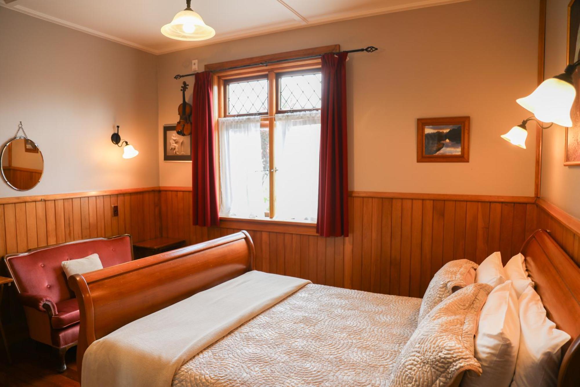 Te Anau Lodge מראה חיצוני תמונה