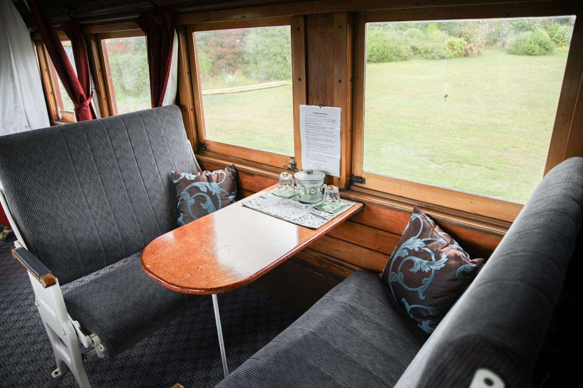 Te Anau Lodge מראה חיצוני תמונה