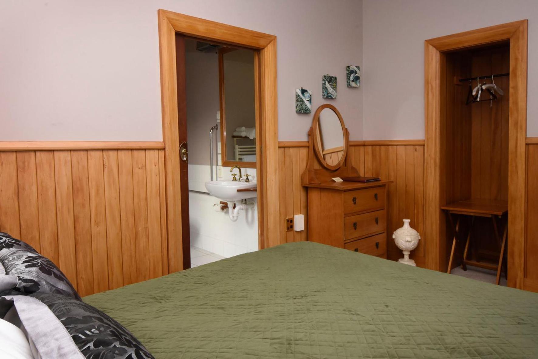 Te Anau Lodge מראה חיצוני תמונה