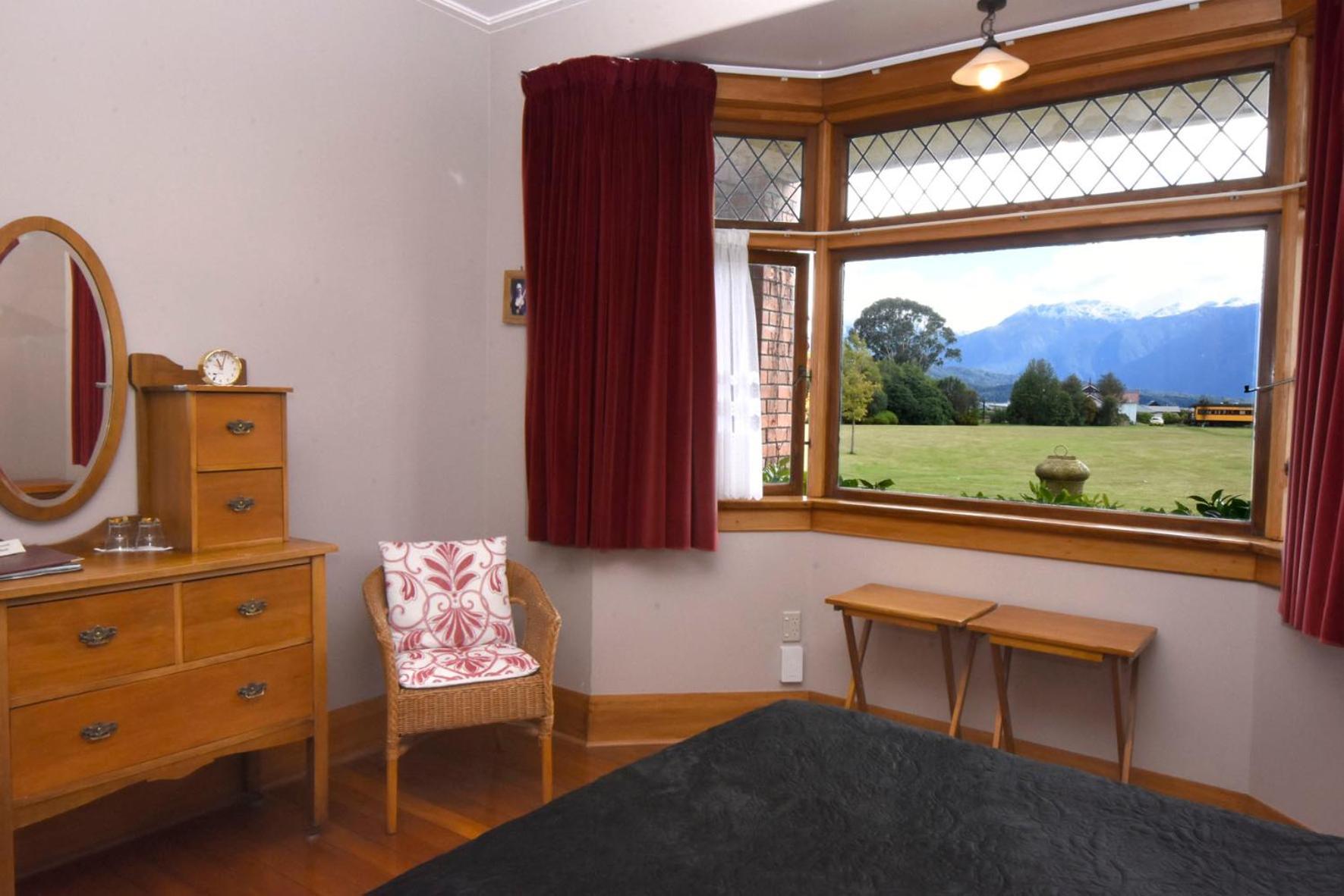 Te Anau Lodge מראה חיצוני תמונה