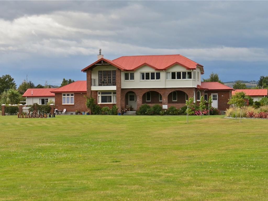 Te Anau Lodge מראה חיצוני תמונה